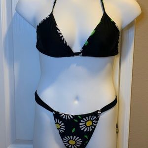 🎈Bikini bathing suit set 👙Size Medium - New-